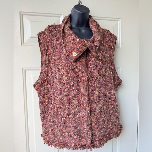 St. John
Cowl Neck Sweater Size XL - Picture 3 of 14